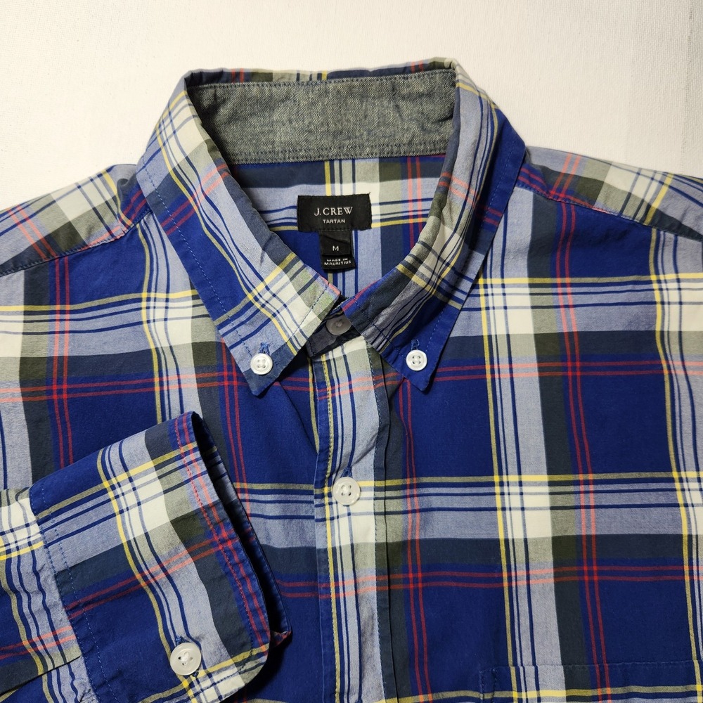 J. Crew Men's Button Down Shirt Plaid Size M Collar Long Sleeve Blue Red Tartan